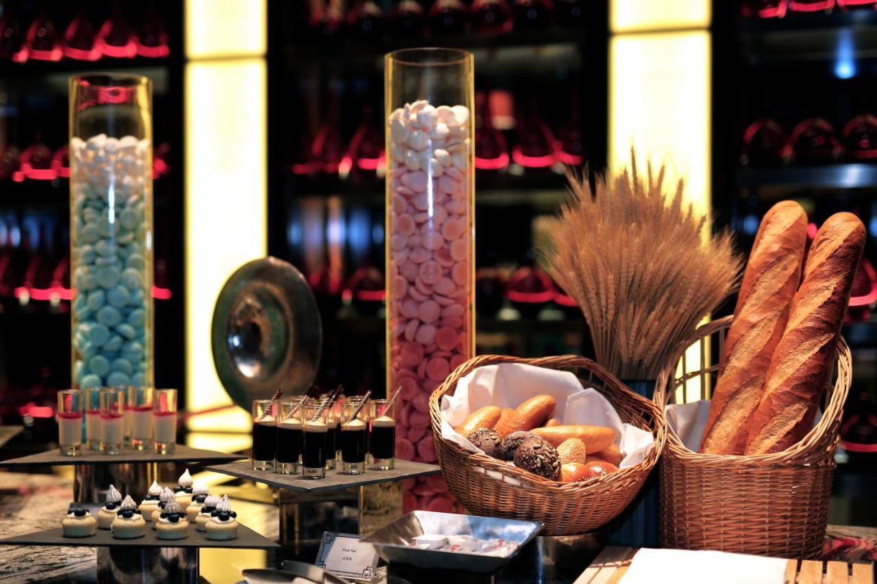 Pullman Shanghai Jingan Εξωτερικό φωτογραφία